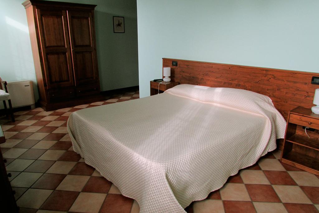 Locanda Mulino Al Pizzon Fratta Polesine Habitación foto
